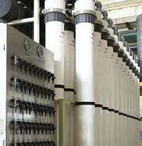 影響廢水回用超濾膜使用壽命的因素有哪些？